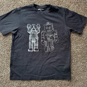 Uniqlo x Kaws x Andy Warhol collaboration t-shirt size men’s Medium